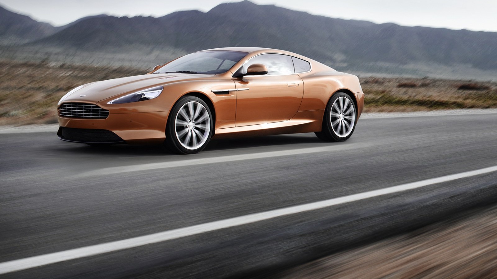 ӢϵγAston Martinֽ