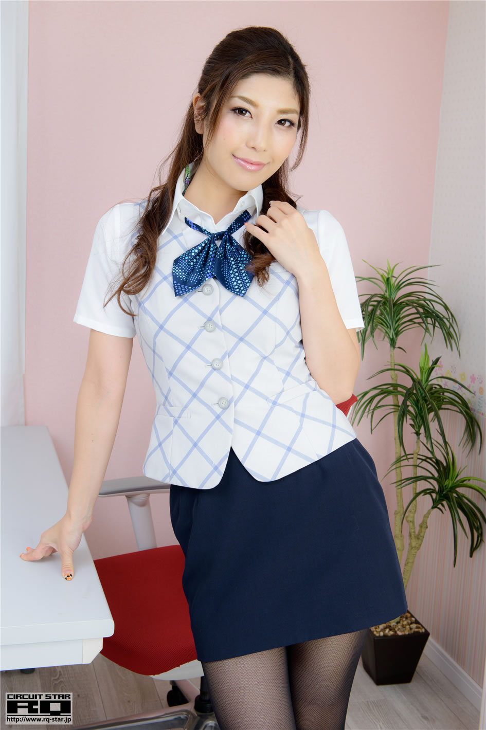 [RQ-STAR] NO.00978 Tomoka Wakamatsu  Office Lady