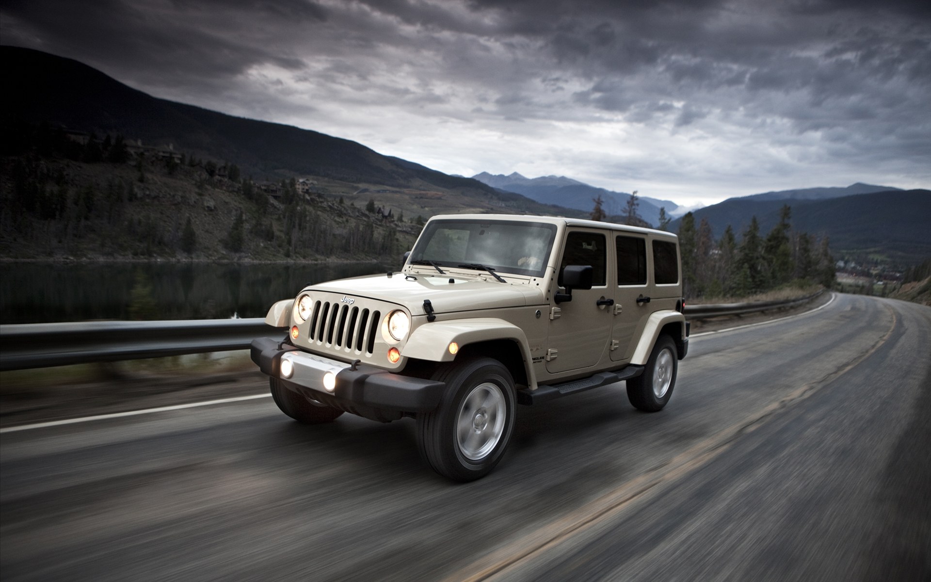 JEEP WranglerԸֽ(ͼ7)