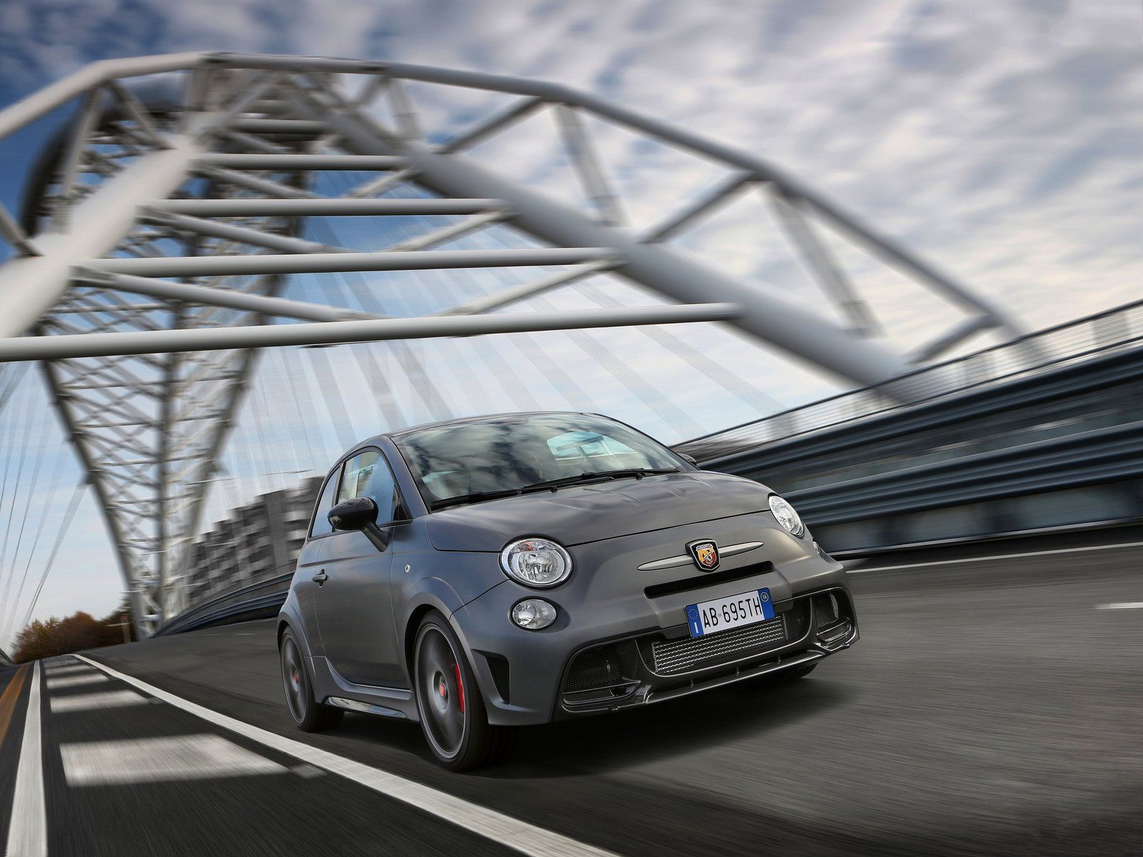 695 Abarth Biposto2015ֽ