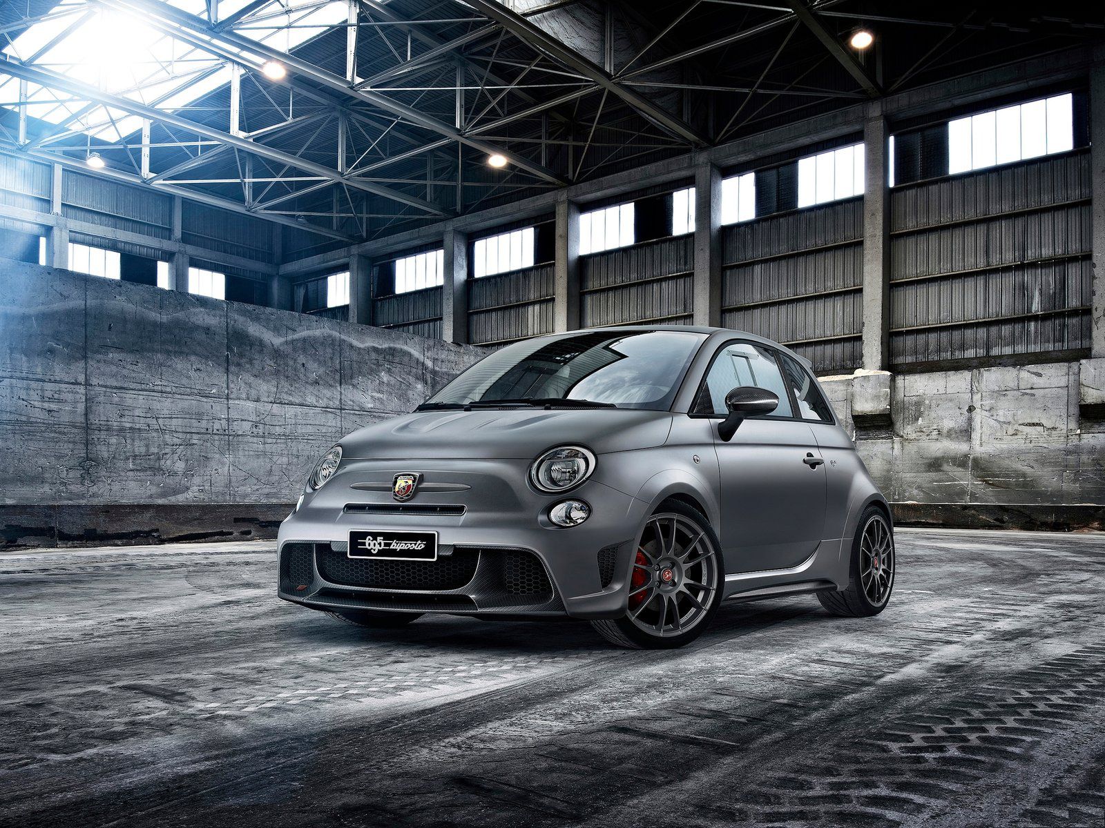 695 Abarth Biposto2015ֽ