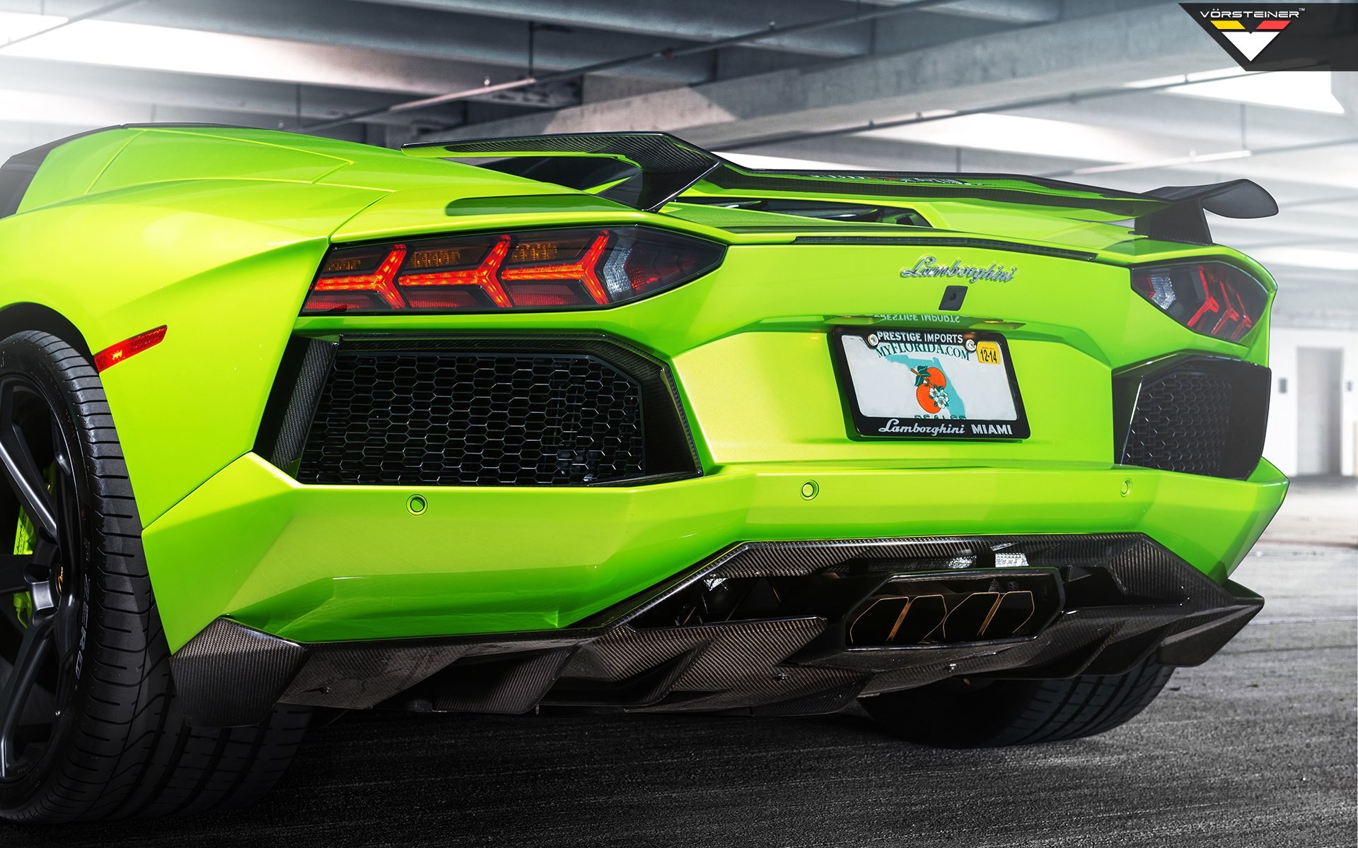 Aventador LP700-4ſܳԿֽ