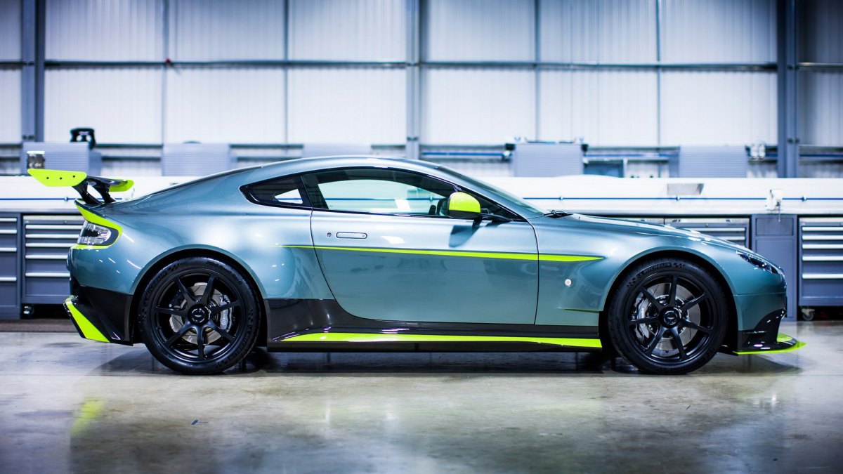 Aston Martin Vantage GT8˹١棩(ͼ3)