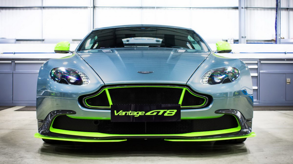 Aston Martin Vantage GT8˹١棩(ͼ4)