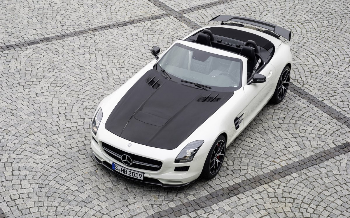 Mercedes-Benz  SLS AMG GTռֽ(ͼ34)