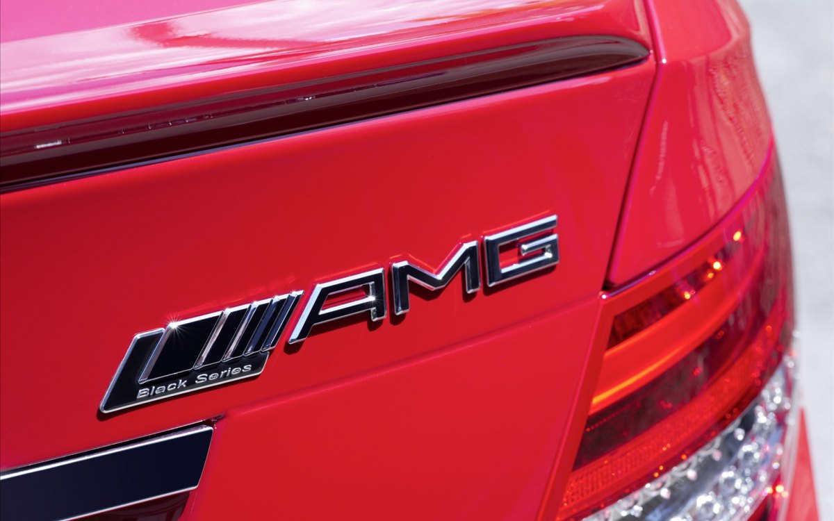 񱩷Ӹװ C63 AMG Coupe BlackSeries(ͼ3)
