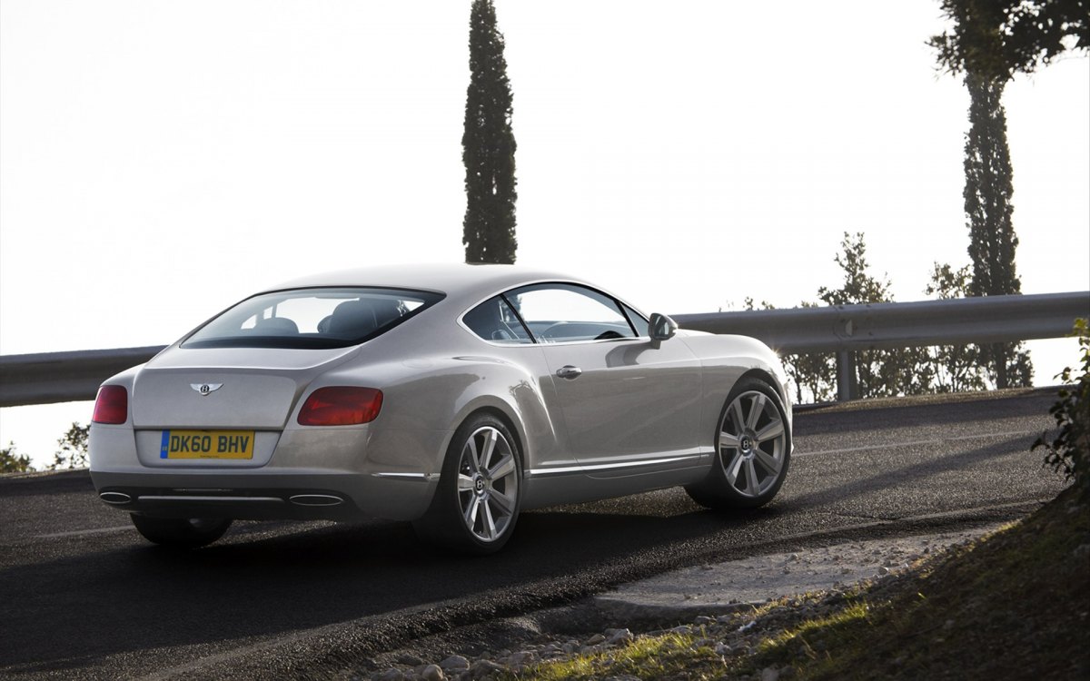 Bentley Continental GT ֽ(ͼ4)