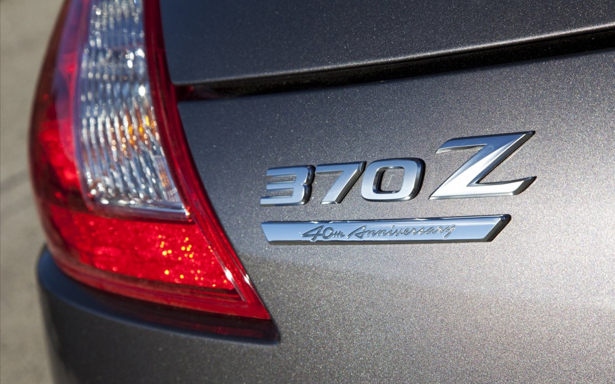 Nissan 370Z 40th Anniversary Editionղɣ(ͼ16)