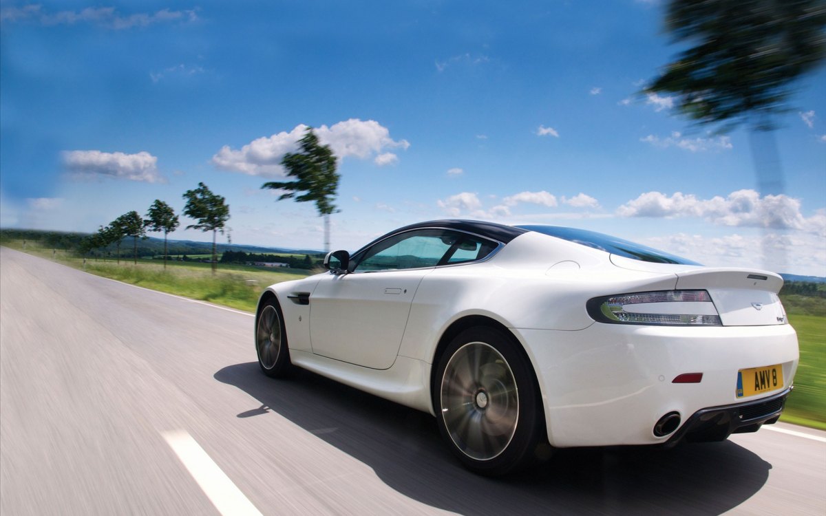 Aston Martin(˹) V8 Vantage N420 ֽ(ͼ10)