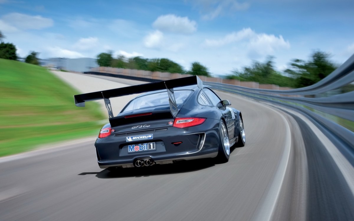 Porsche 911 GT3 Cupʱݣֽ(ͼ9)