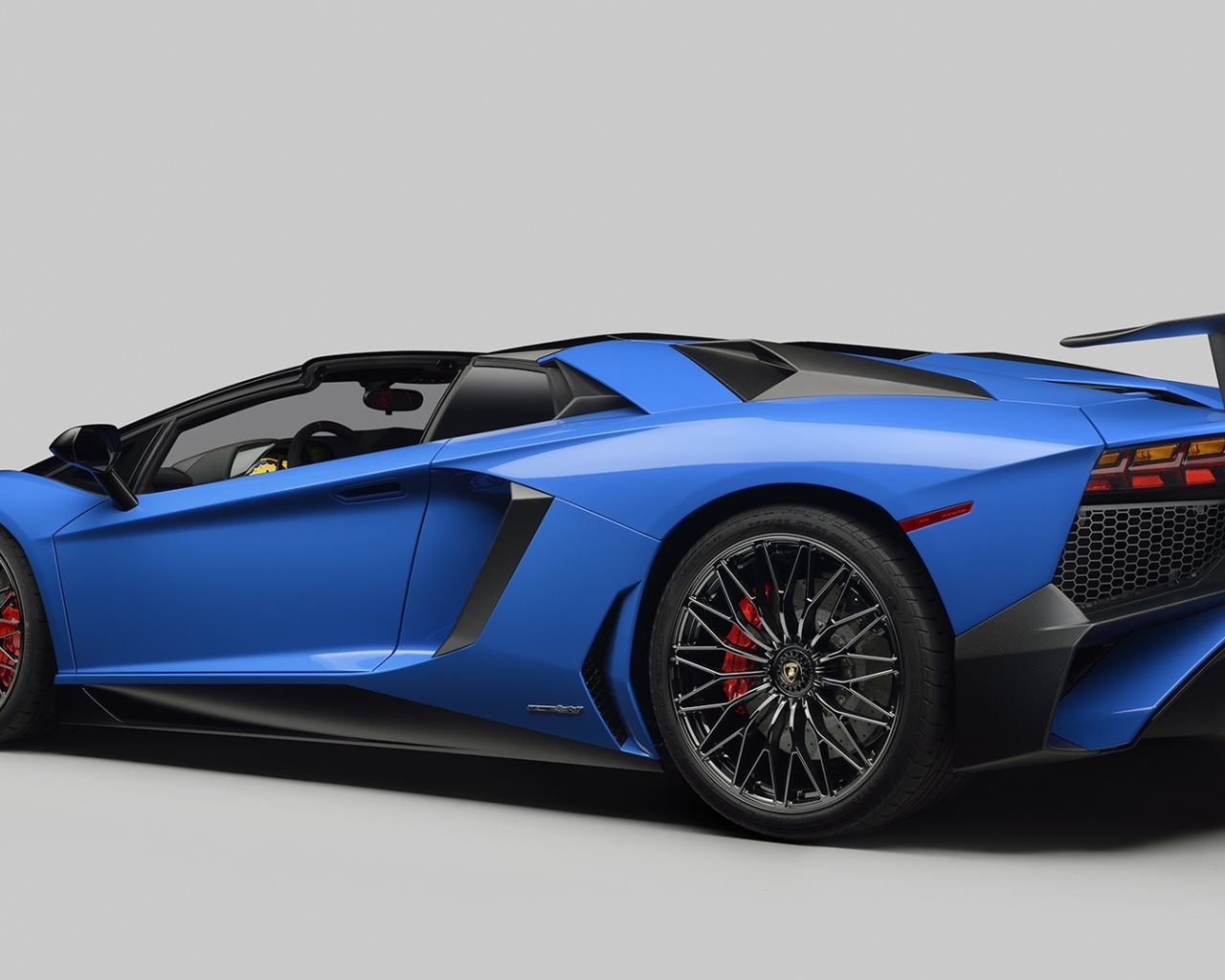 aventadorܳԱֽ(ͼ6)