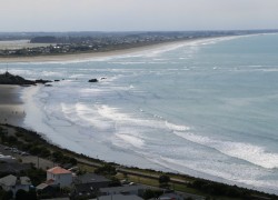 新西兰基督城海湾浅滩风景图片