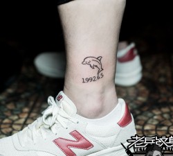 可爱简单动物脚踝纹身图片