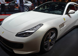 GTC4Lussoֽ